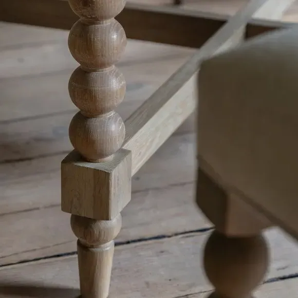 Round Extendable Dining Table - Natural, Oak