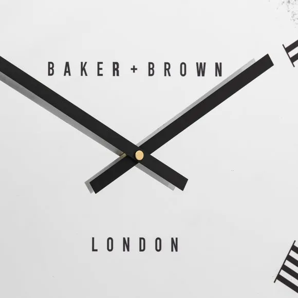 Round Wall Clock with Roman Numerals - Black