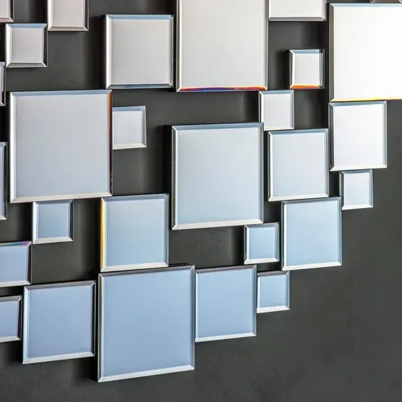 Round Wall Mirror with Square Details - Silver