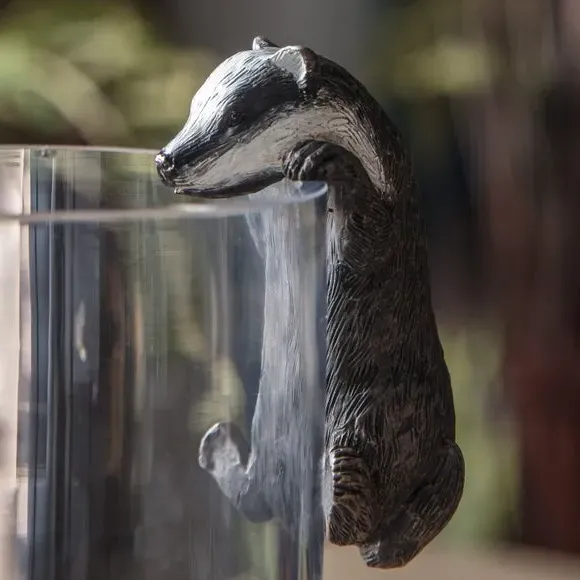 Set of 2 Pot Hangers with Badger Design - White