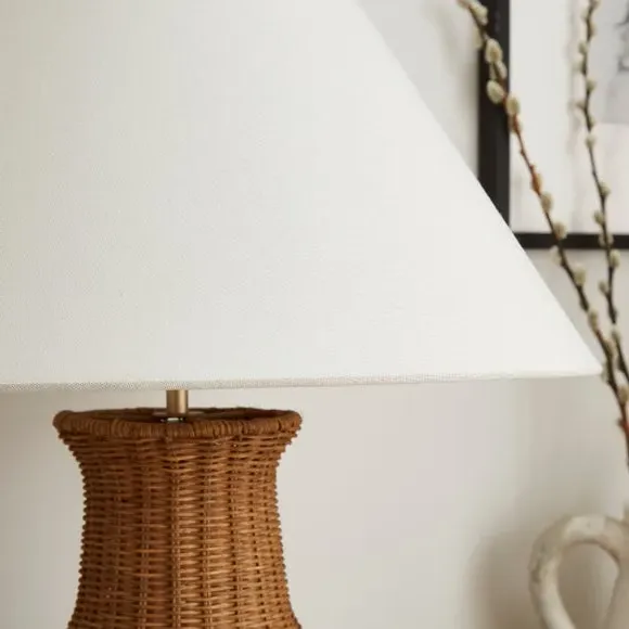 Curve Table Lamp with Switch - Beige, Rattan