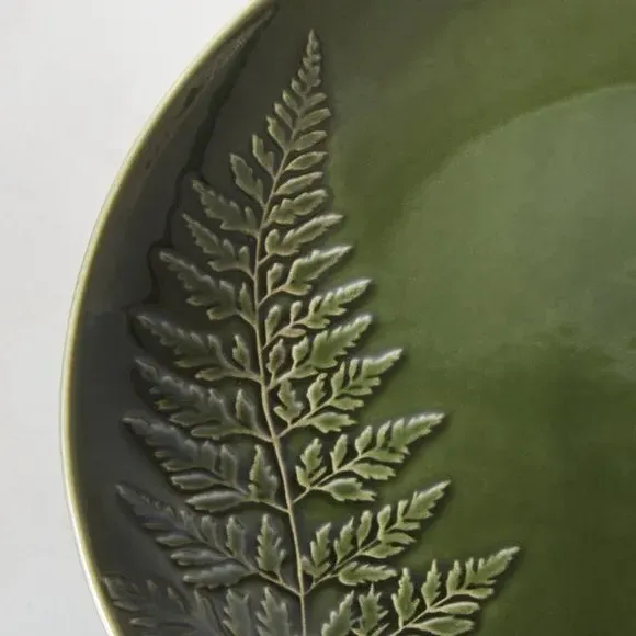 Embossed Dinner Plate - Fern, Stoneware