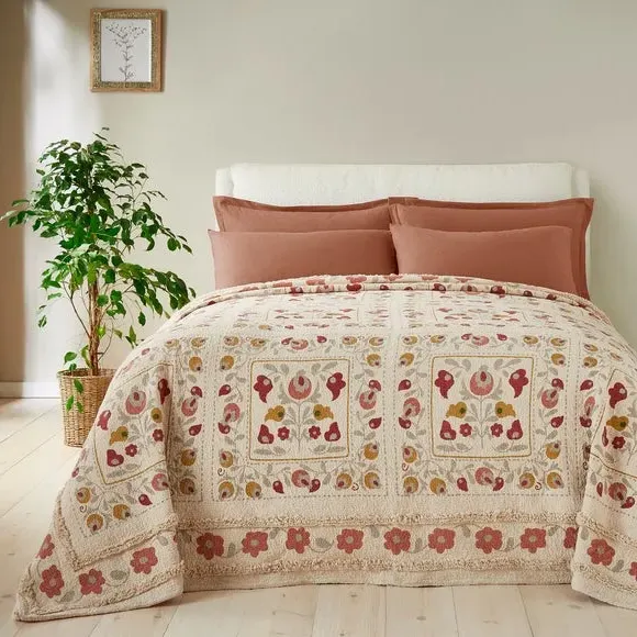 King Size Tufted Bedspread - Multicolor, Matelassé