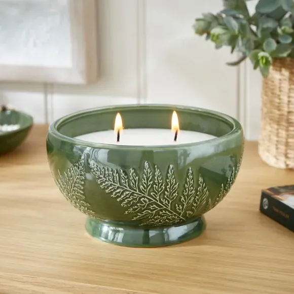 Round Multi Wick Candle - Green, Wax image