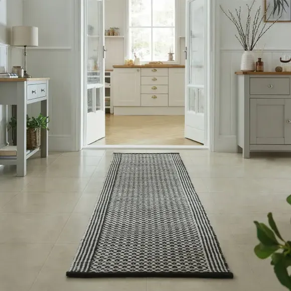Runner Rug Geometric Design - Monochrome, Wool image