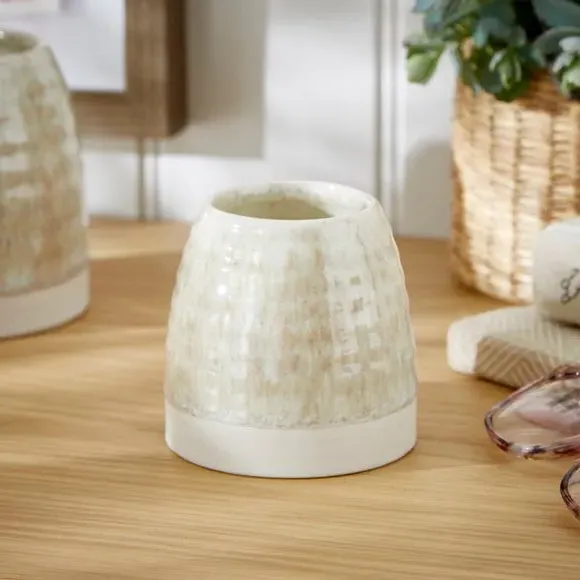 Scented Candle with Ceramic Vessel - Natural