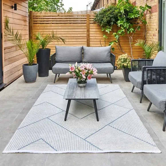 Chevron Indoor Outdoor Rug - Blue