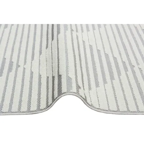 Geometric Indoor Outdoor Rug - Silver