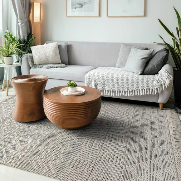 Macramé Rug with Tassels - Natural, Wool