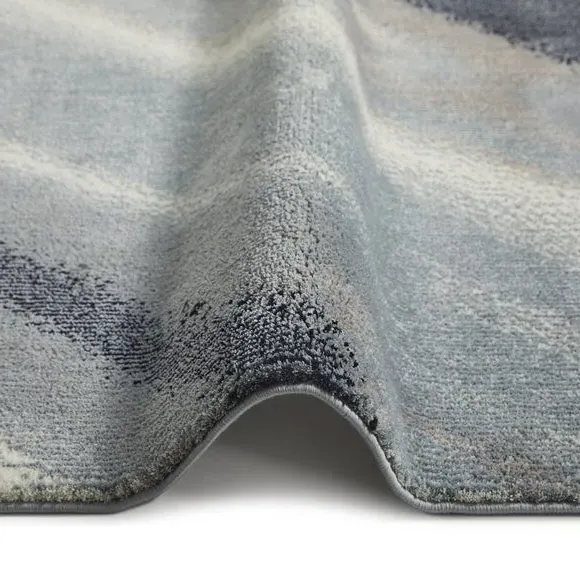 Plush Rug with Modern Print - Charcoal