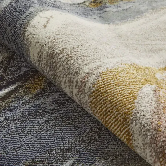 Plush Rug with Modern Print - Multicoloured
