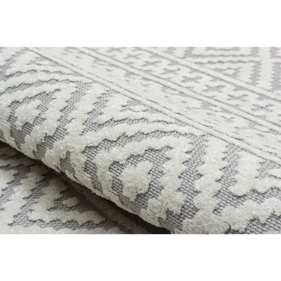 Traditional Indoor Outdoor Rug - Silver