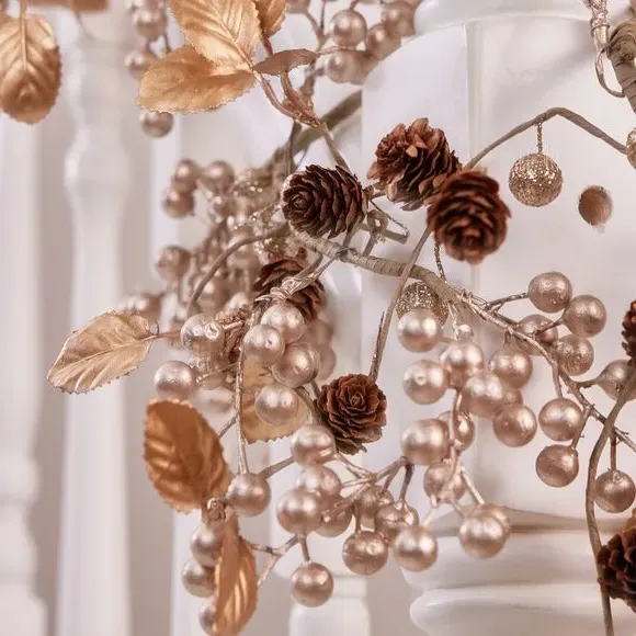 1.5m Berry Garland with Glitter - Gold, Mixed