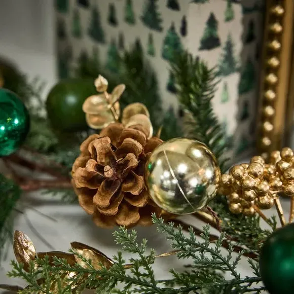 180cm Velvet Bloom Garland - Green, Pine