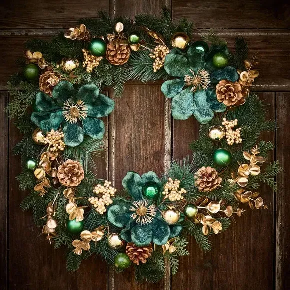 Large Velvet Bloom Wreath - Green, Mixed Materials