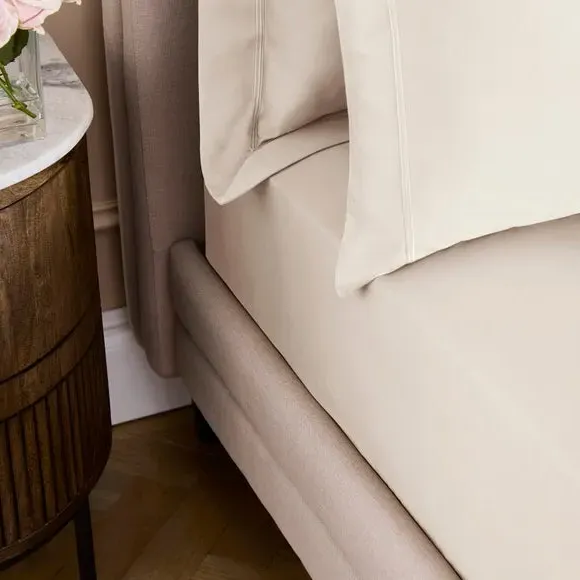 800 Thread Count Fitted Sheet - Ivory, Cotton