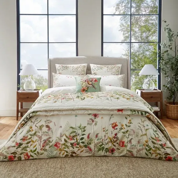 Cotton Bedspread with Floral Print - Cream