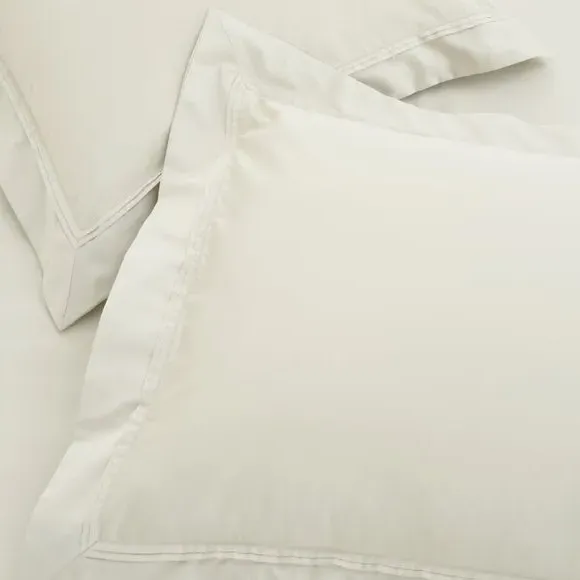 Oxford Pillowcase 500 Thread Count - Cream, Cotton image