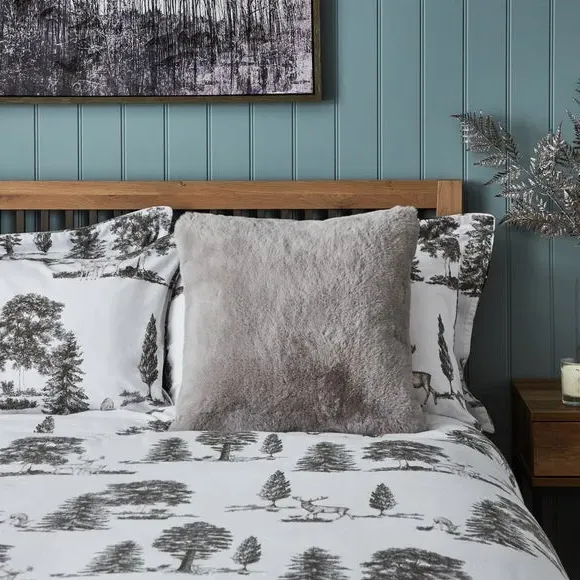 Square Cushion with Faux Fur - Grey