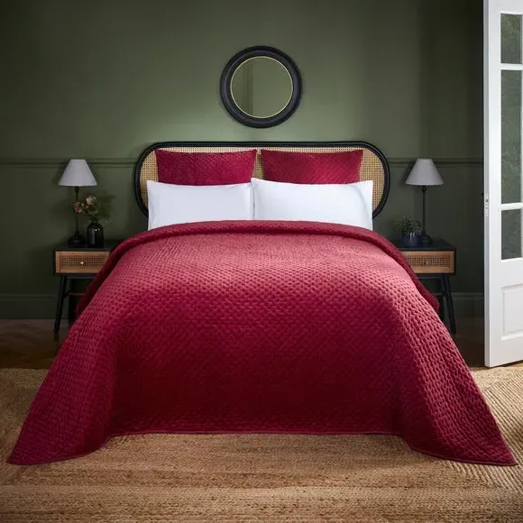 Quilted Bedspread with Hand Stitching - Red, Velvet image