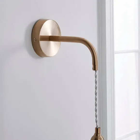 Ribbed Wall Light - White, Porcelain