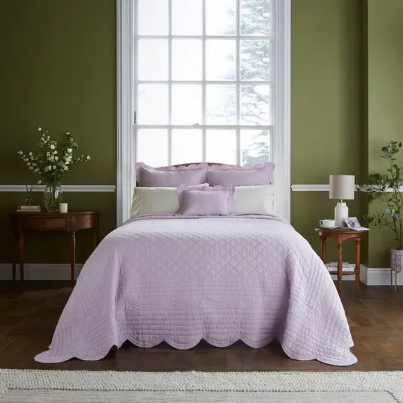 Scalloped Bedspread with Quilted Design - Purple, Cotton