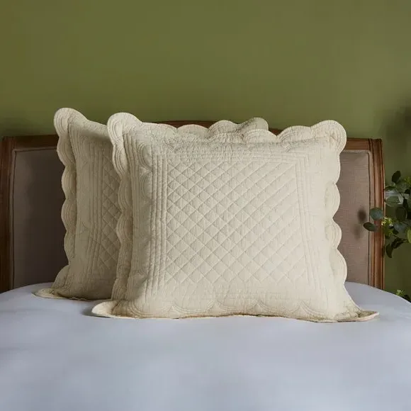 Scalloped Pillowsham - Natural, Cotton image