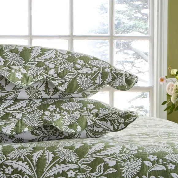 Standard Pillowcase Pair - Green, Matelassé