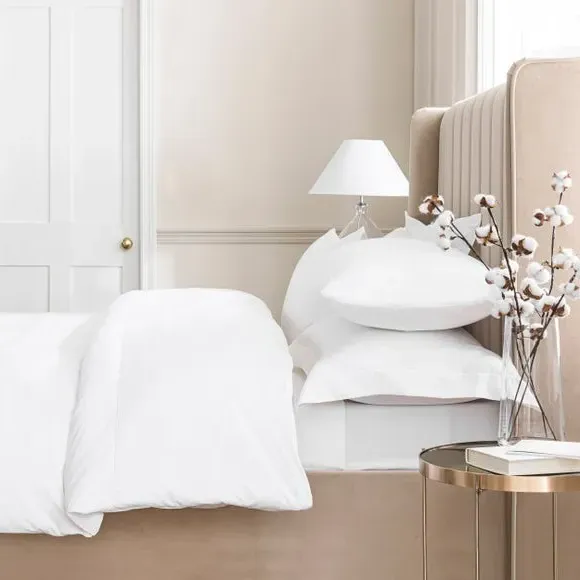V-Shaped Pillowcase - White, Cotton Sateen