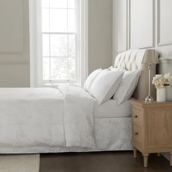 Wisteria Bed Valance - Ivory, Polycotton