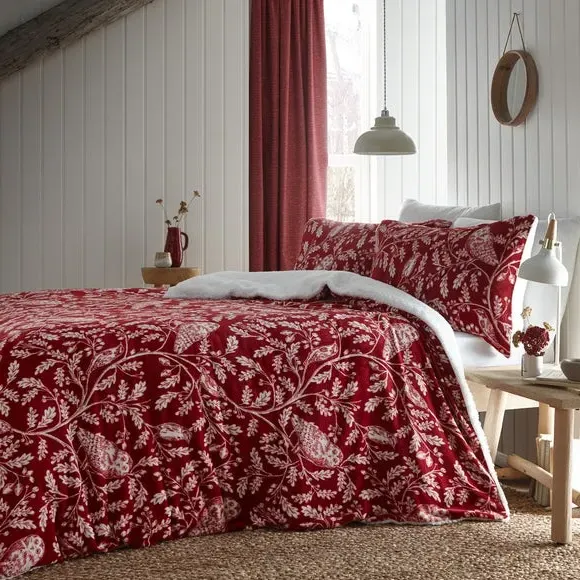 Duvet Cover Set with Owl Print - Red, Polyester image