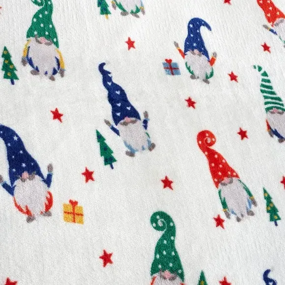 Festive Gnomes Duvet Cover Set - Red, Polyester