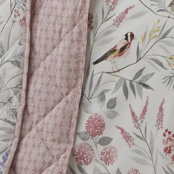 Quilted Bedspread Floral Bird Design - Pink