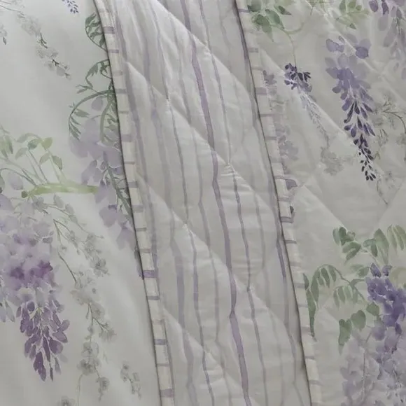 Quilted Bedspread Floral Design - Lilac, Cotton