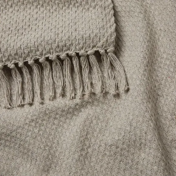 Throw Blanket with Tassels - Natural, Polyester