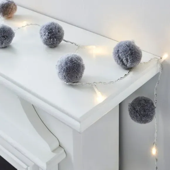 10-LED String Light with Pom Poms - Grey
