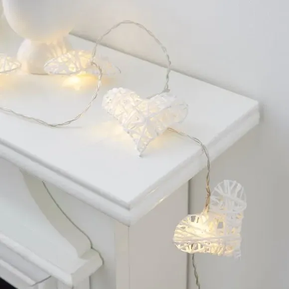 10 LED String Lights Heart Shape - White, Wicker