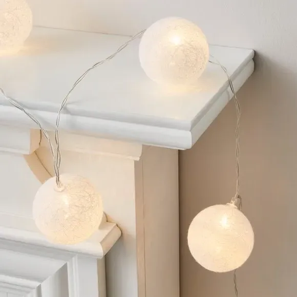 10-LED String Lights with Fabric Balls - White