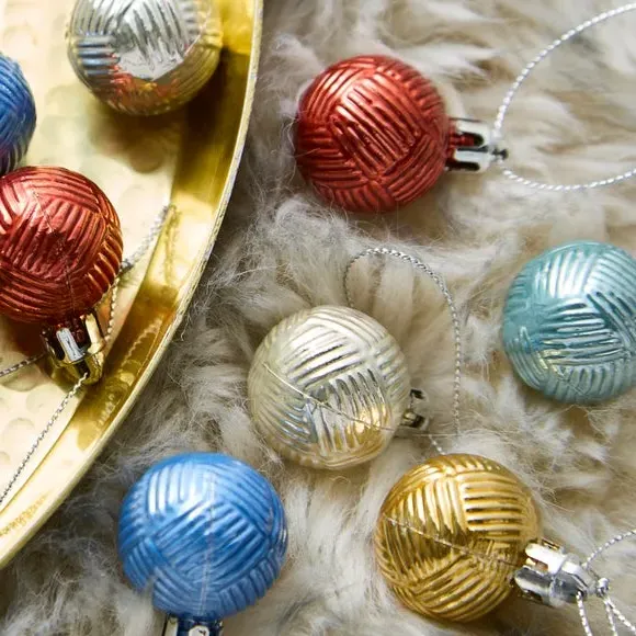 12-Pack Mini Baubles Shatterproof - Multicolor