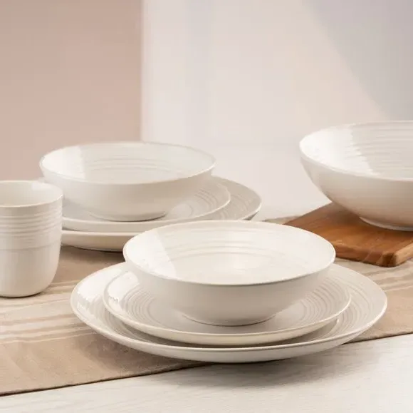12-Piece Dinner Set Ripple Design - White