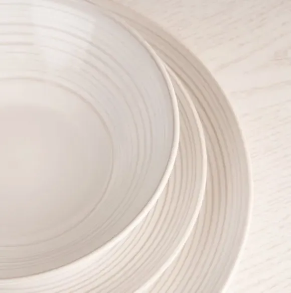 12-Piece Dinner Set Ripple Design - White