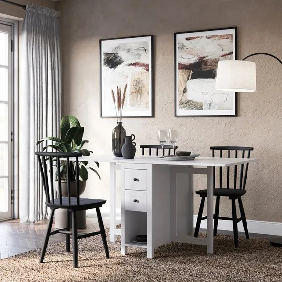 2-4 Seater Extendable Dining Table - White