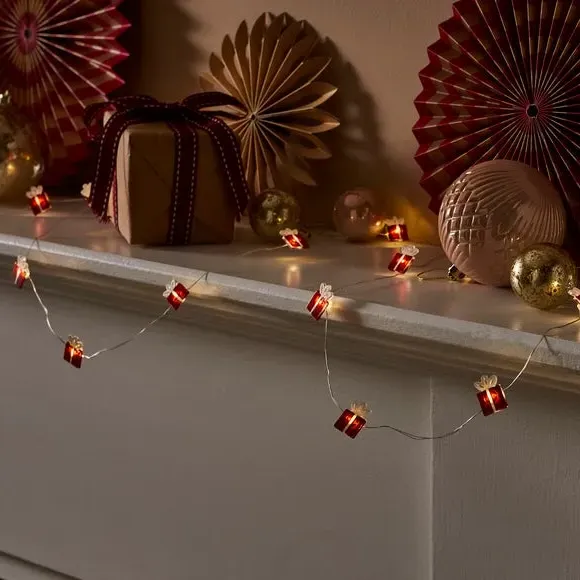 20 LED Present String Lights - Red/White image