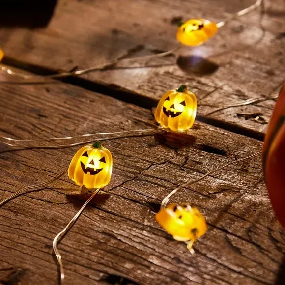 20 LED String Lights Pumpkin Face - Orange