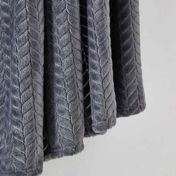 200cm Throw Blanket with Shaggy Texture - Charcoal