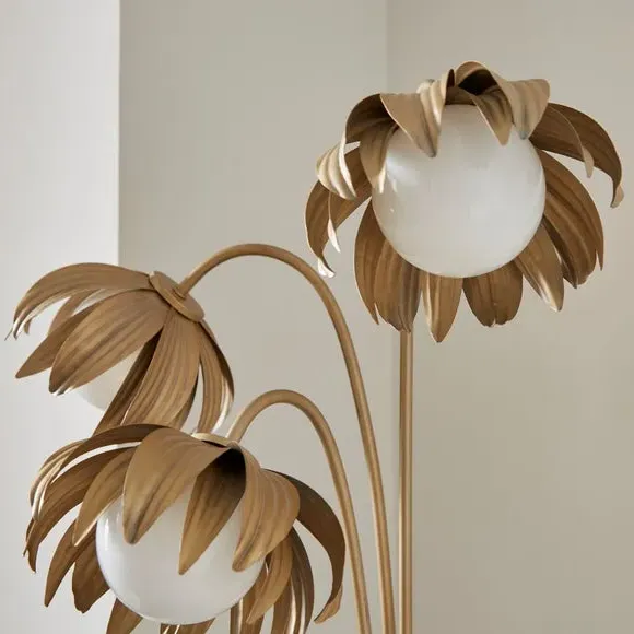 3-Light Floor Lamp with Leaf Design - Gold, Metal