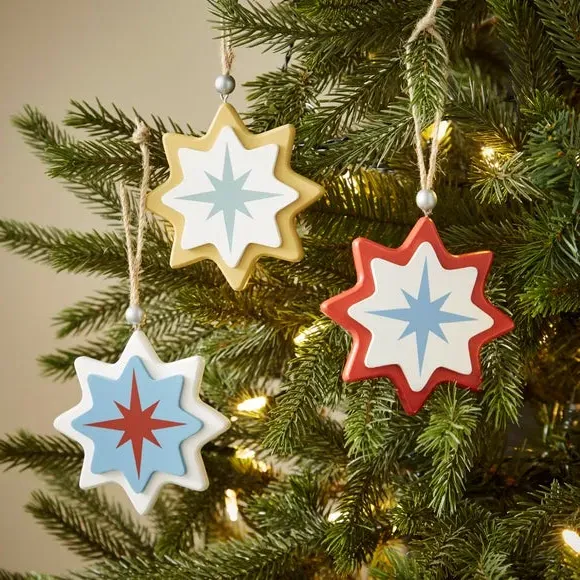 3-Piece Star Hanging Decorations - Wood image