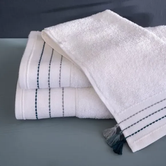 3-Piece Towel Set with Embroidery - Cotton