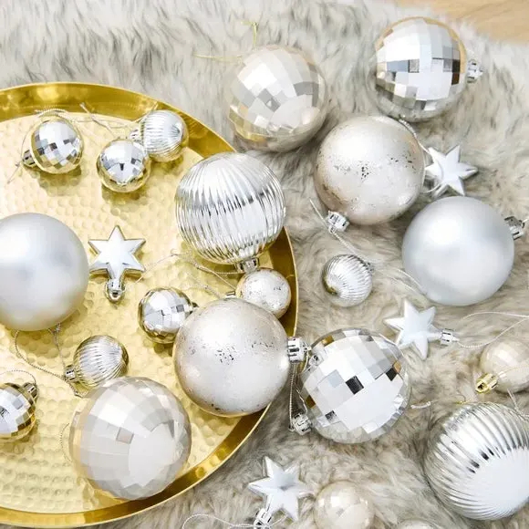30-Pack Christmas Baubles Mixed - Silver image