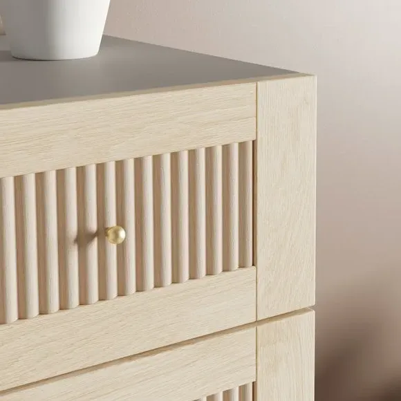 4-Drawer Chest with Gold Handles - Light Oak